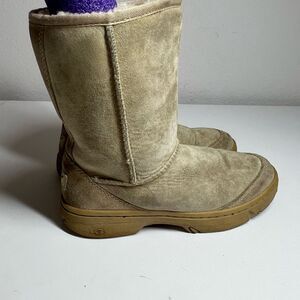 UGG Australia Ultimate Boots Womens Size 7 5275 Leather Sheepskin Sand